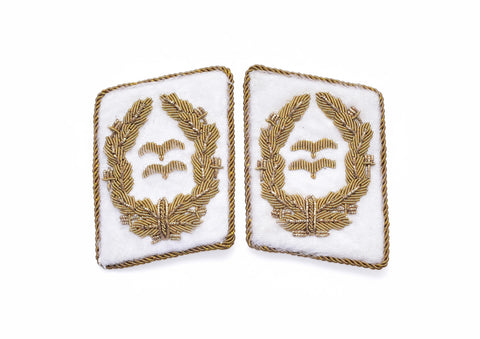 WH Luftwaffe Kragenspiegel Generalleutnant Antik Optik collar tabs reproduction with antique finish embroidery for WW2 militaria collectors, reenactment uniforms, and historical displays
