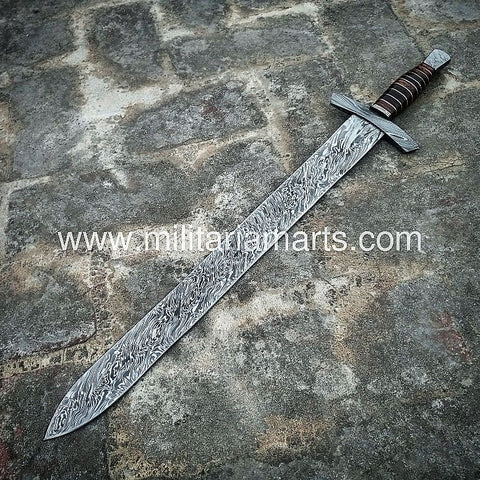 Damascus Steel viking sword / Hunting Knife  (SW-16)